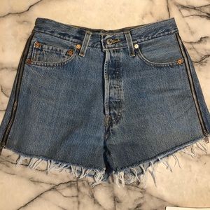 Re/Done Side Zip Short